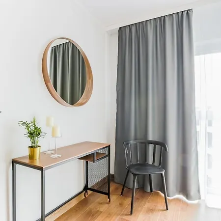 Coin Krakowska Aparthotel 3*