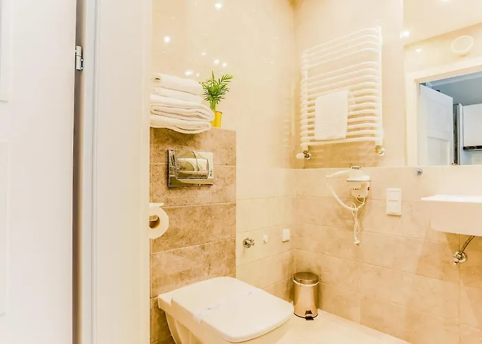 Coin Krakowska Hotel 3*